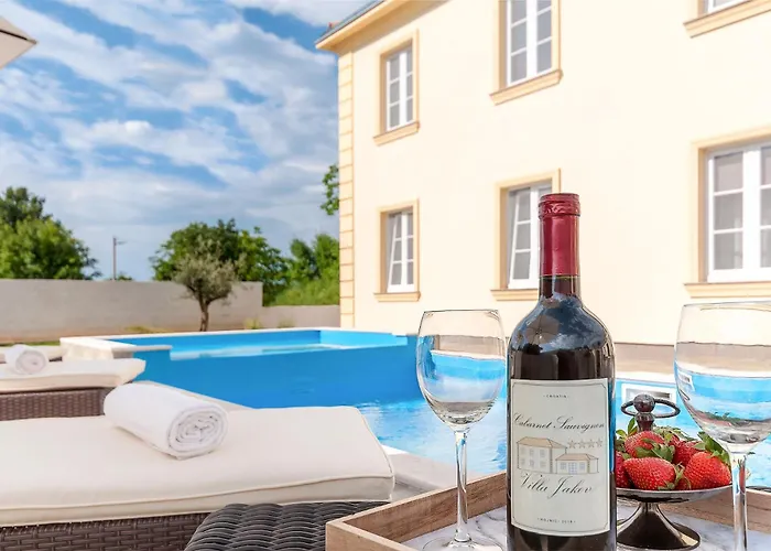 Holiday home Jakov Rojnici