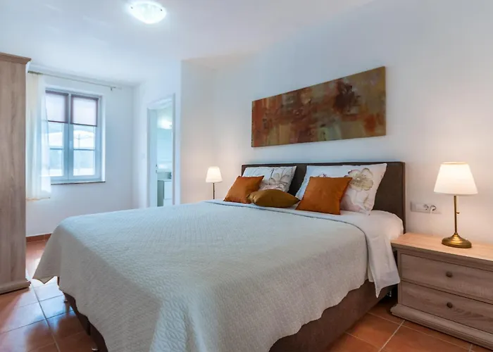 Jakov Holiday home *