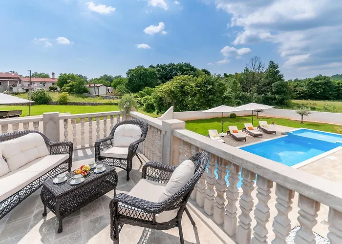 Holiday home Jakov *